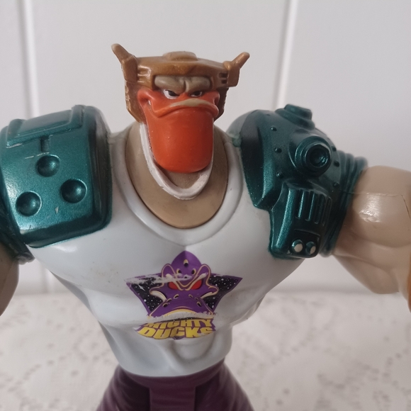 Mighty Duck Figure - Picture 2 of 7